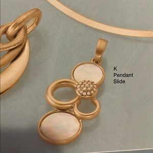 NEW Lia Sophia Effervescent Pendant